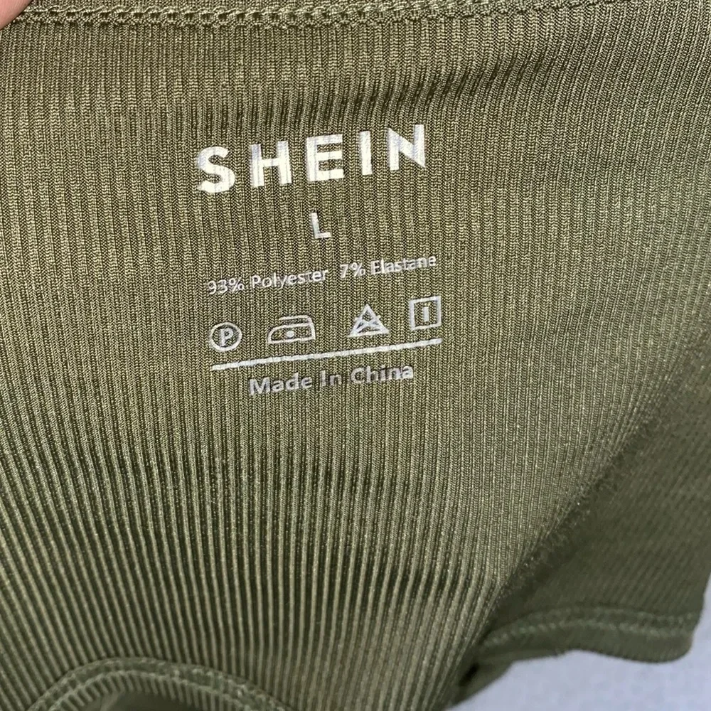 NWOT SHEIN Inawly backless crop top halter - Picture 5 of 5